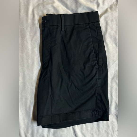 Banana Republic Men's 7" Core Temp Shorts - Picture 4 of 4